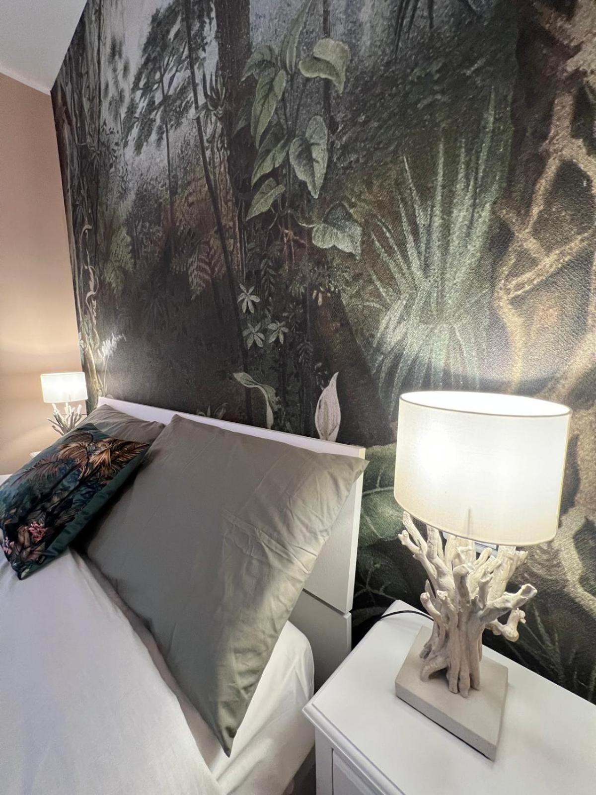 B&B Caffe Retro' Cisterna di Latina Kültér fotó